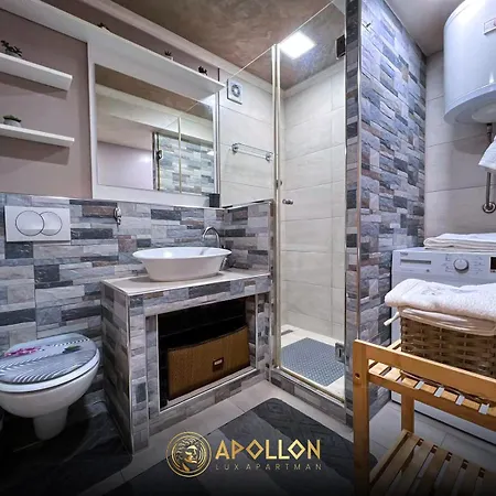 Stan Na Dan Apollon شقة